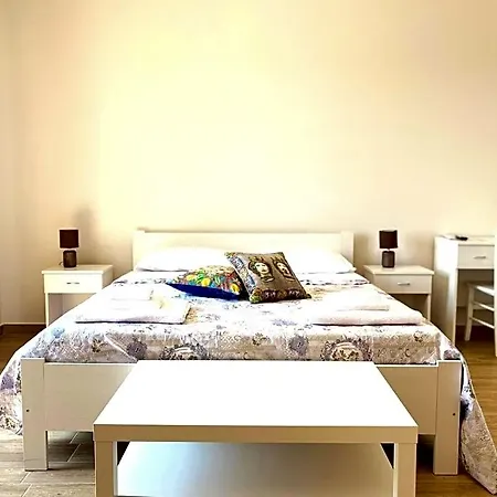 Ercole فندق مبيت وإفطار